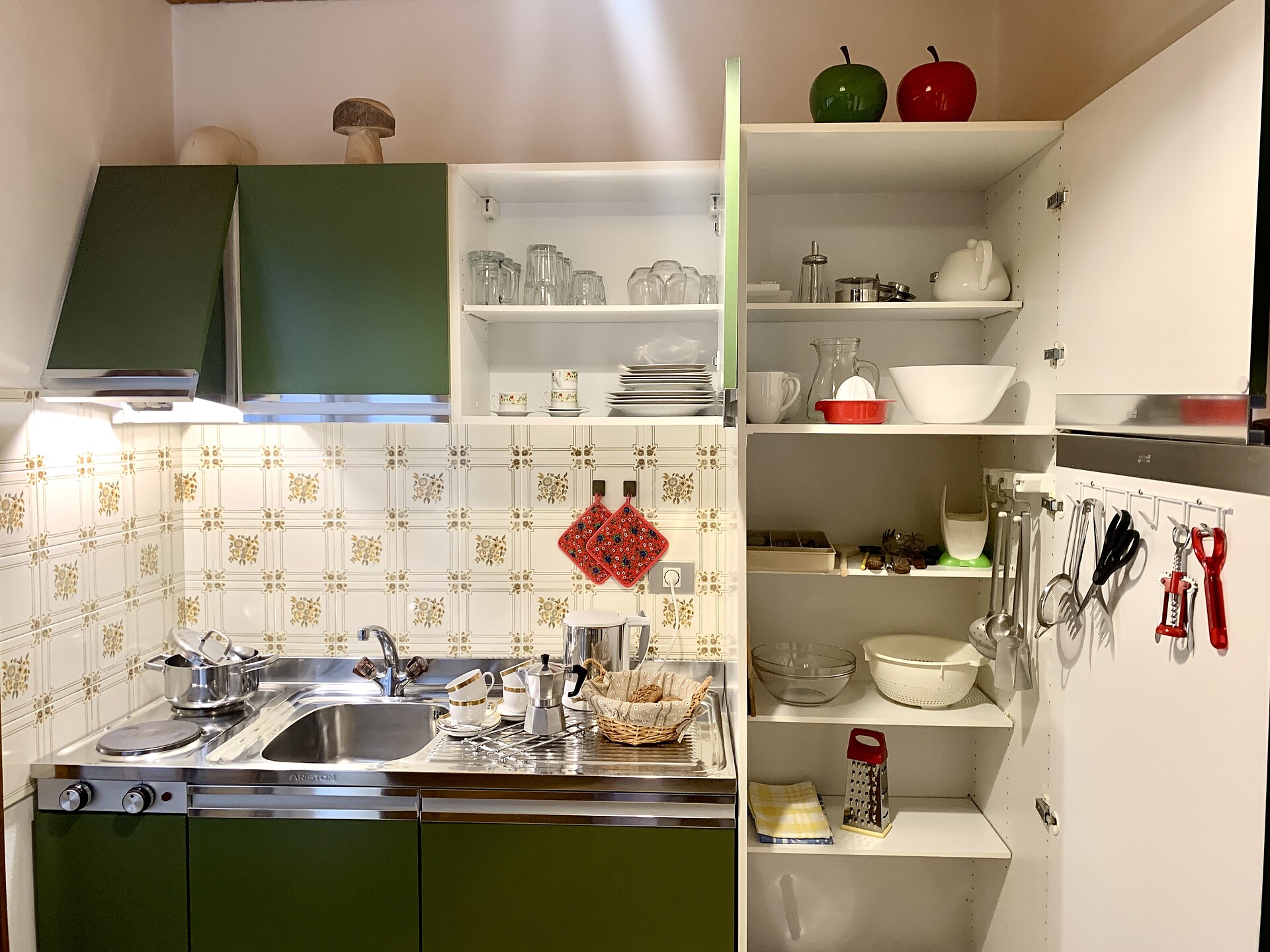 Kitchenette