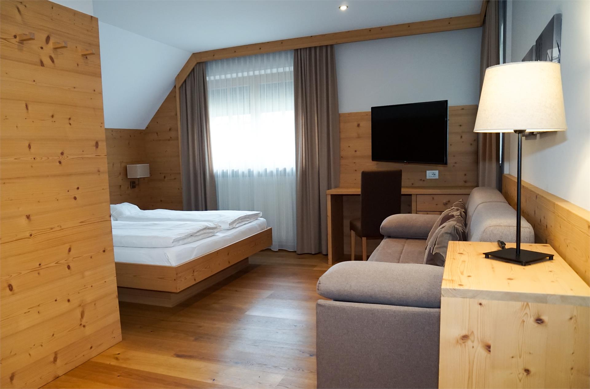 Residence Fischer Dobbiaco 3 suedtirol.info