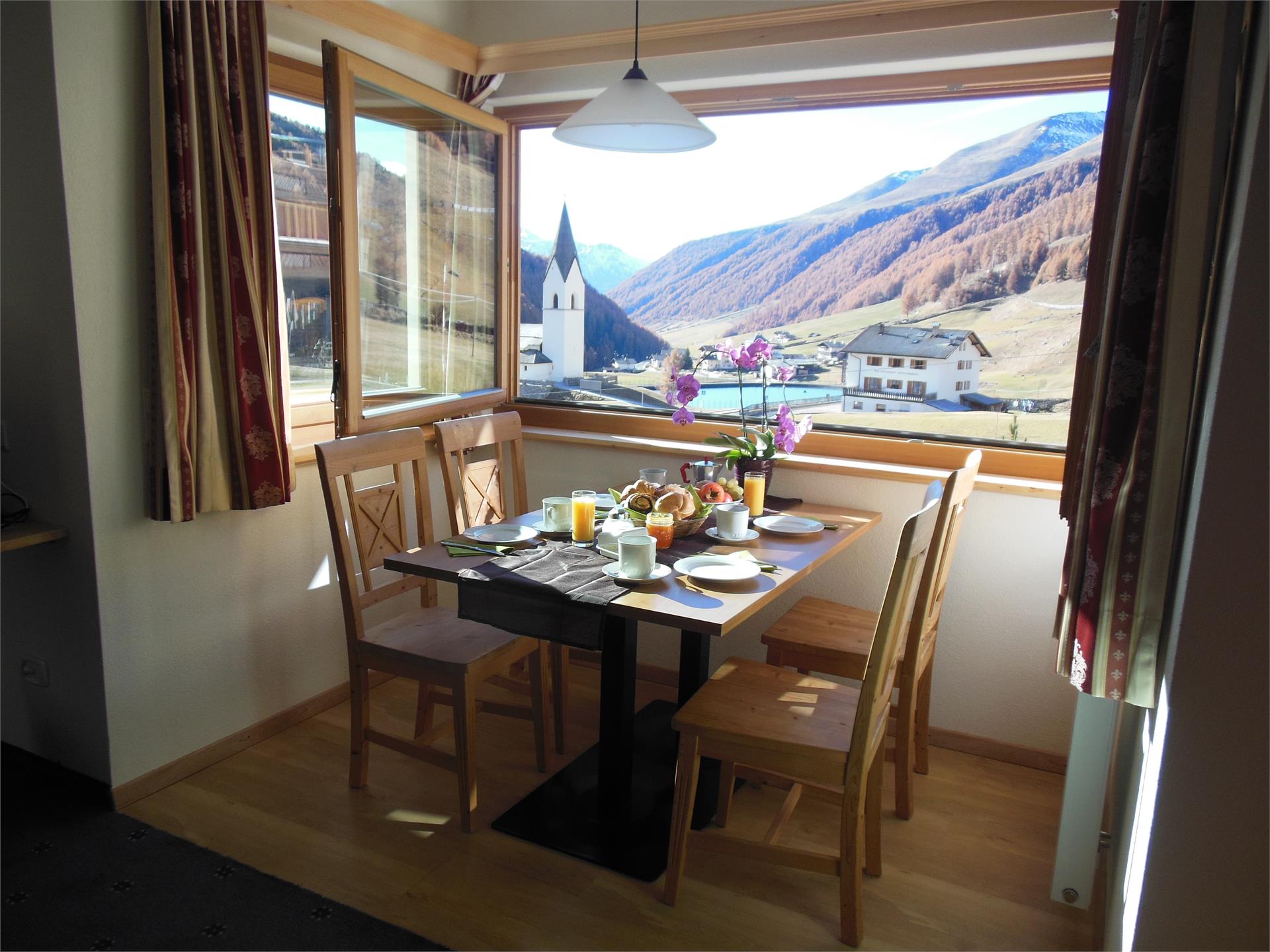 Residence Alpin Graun im Vinschgau/Curon Venosta 18 suedtirol.info