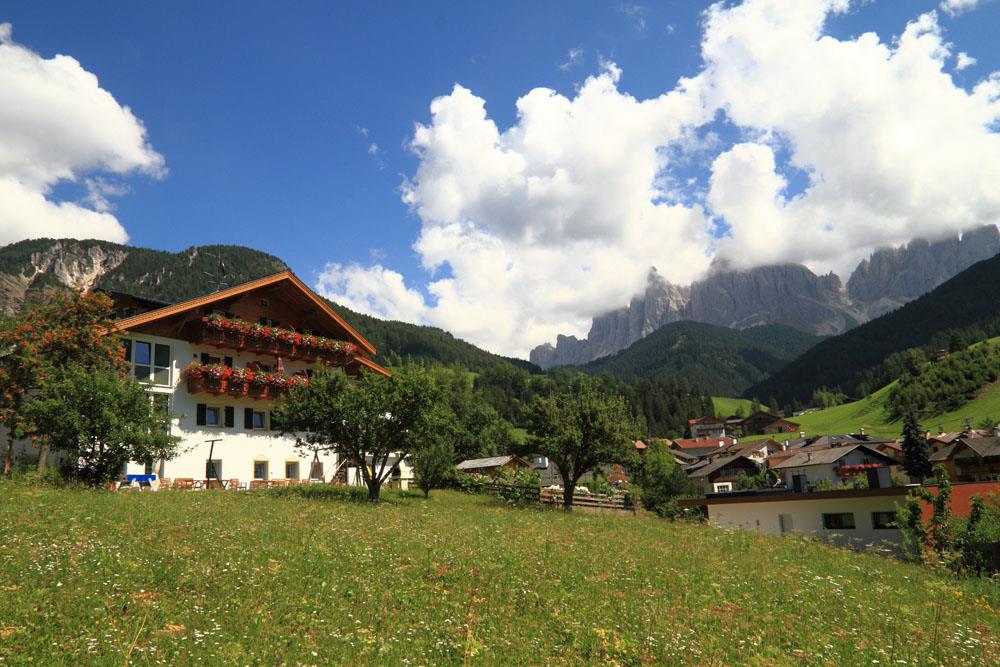 Residence Profanterhof Funes 3 suedtirol.info