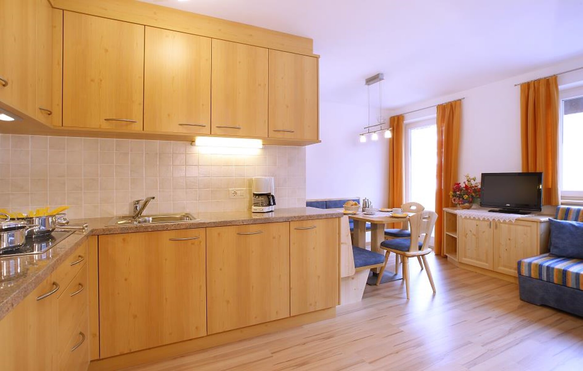 Soggiorno con cucina