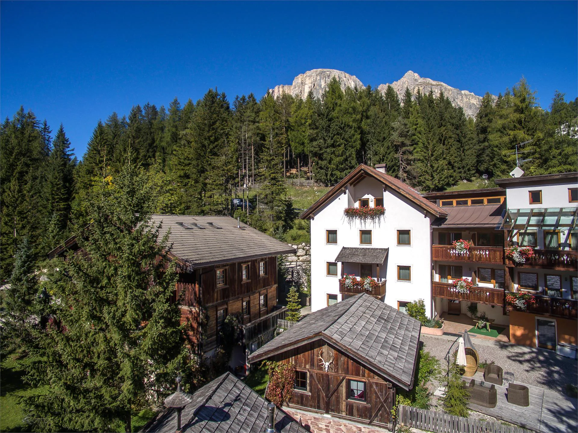 Residence Elisa Corvara 1 suedtirol.info