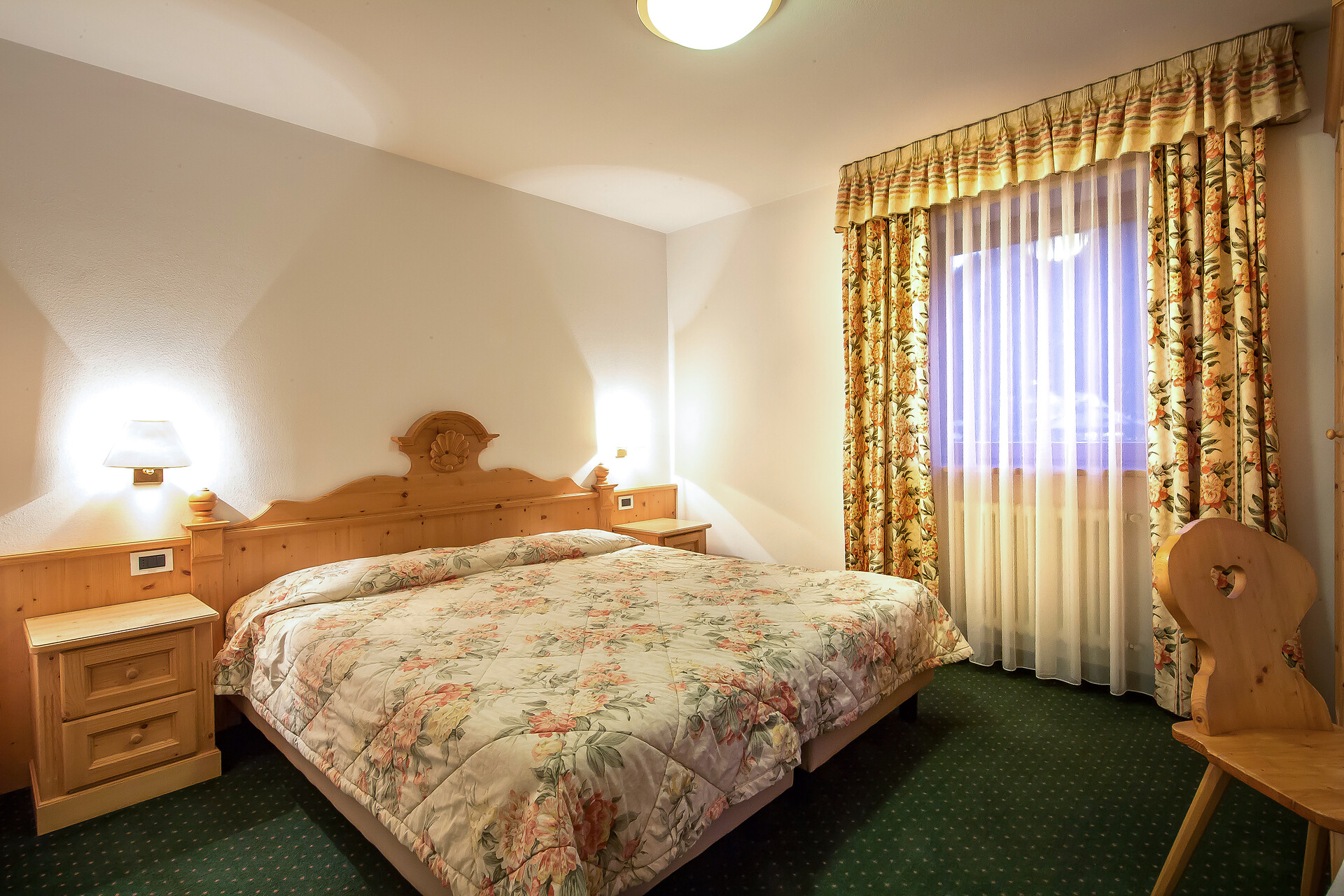 APP 5 BEDROOM