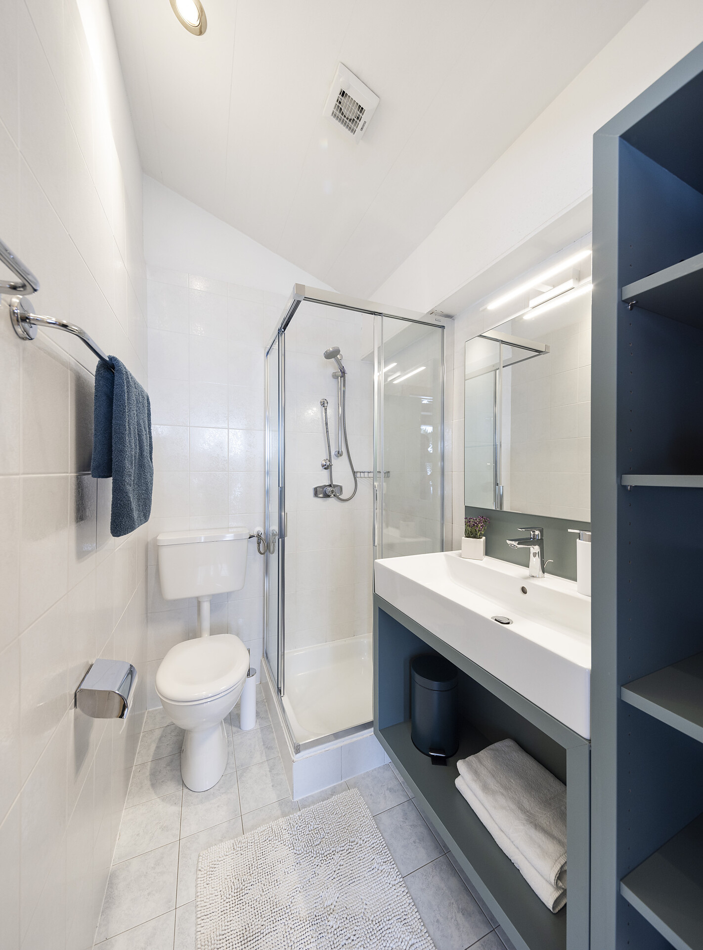 Bathroom 4