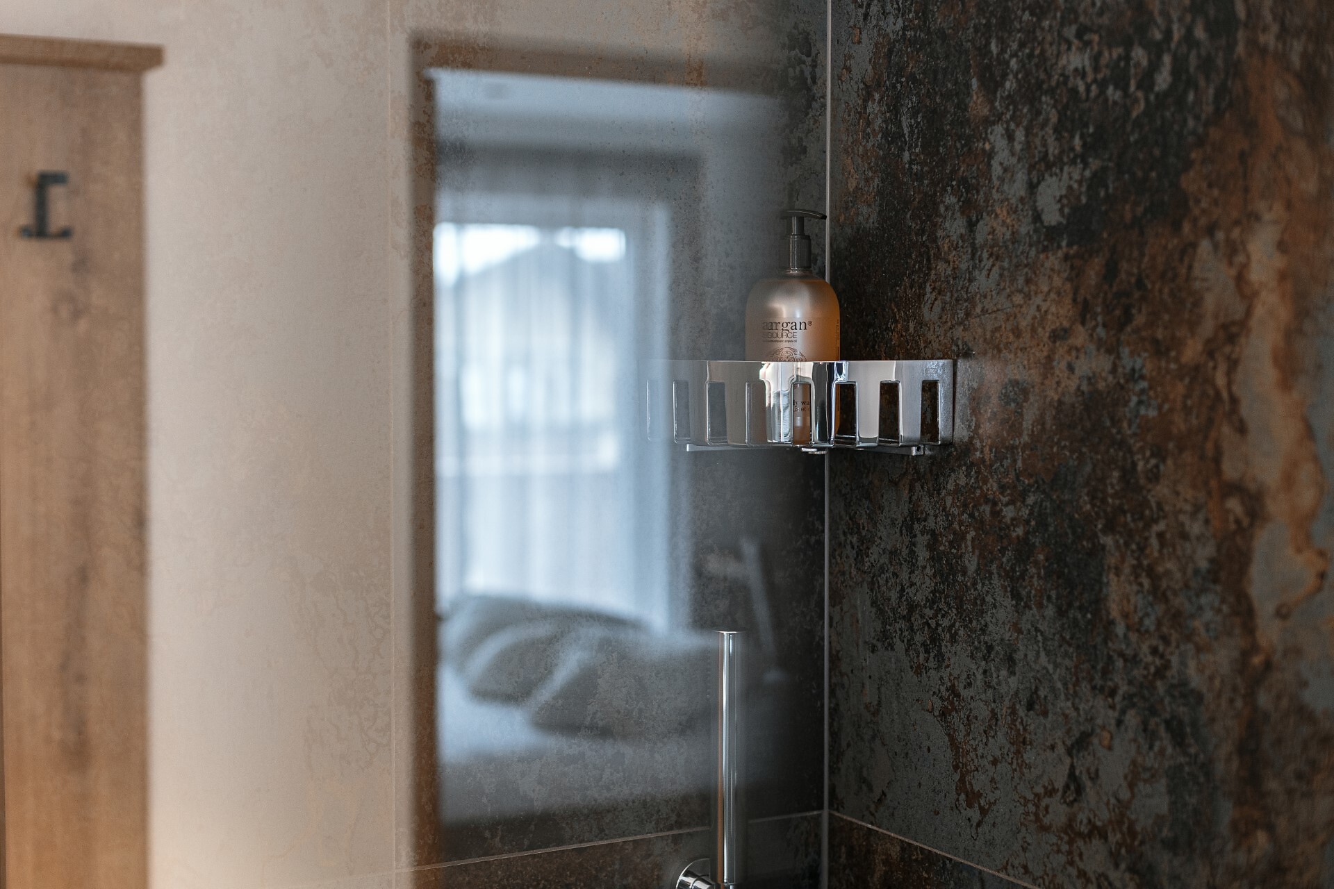 Bathroom detail