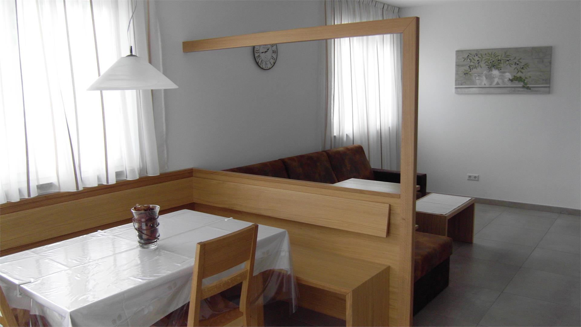 Residence Sonnleiten Burgstall 18 suedtirol.info