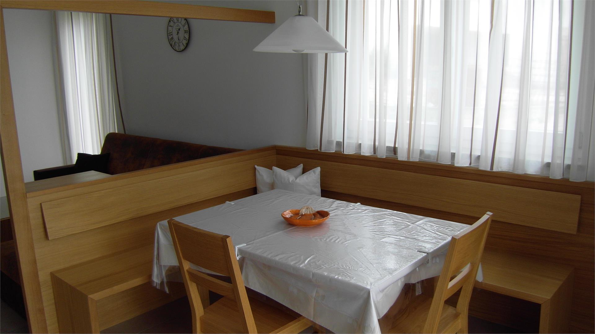 Residence Sonnleiten Burgstall 6 suedtirol.info