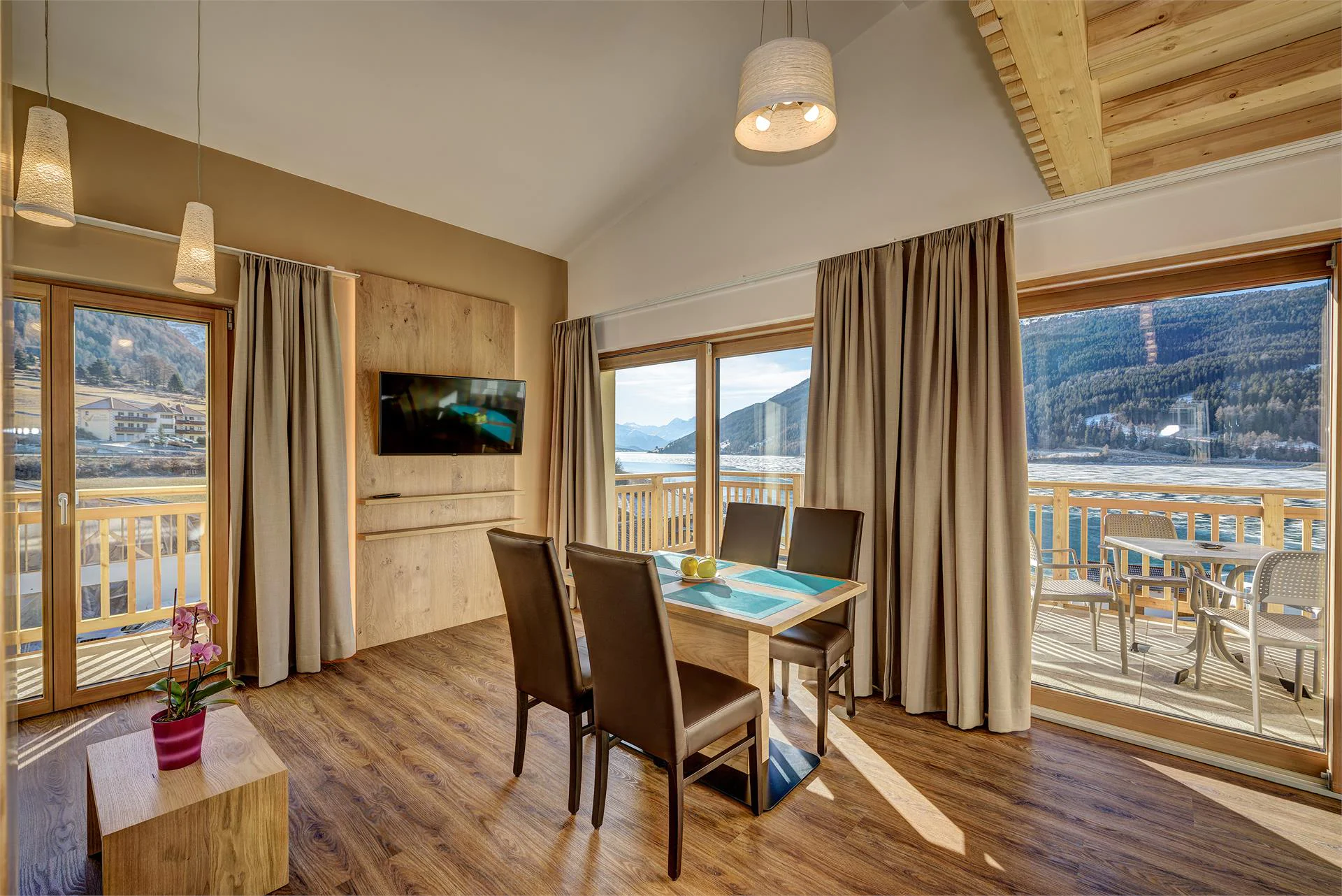 Residence Reschenseeblick Curon Venosta 10 suedtirol.info
