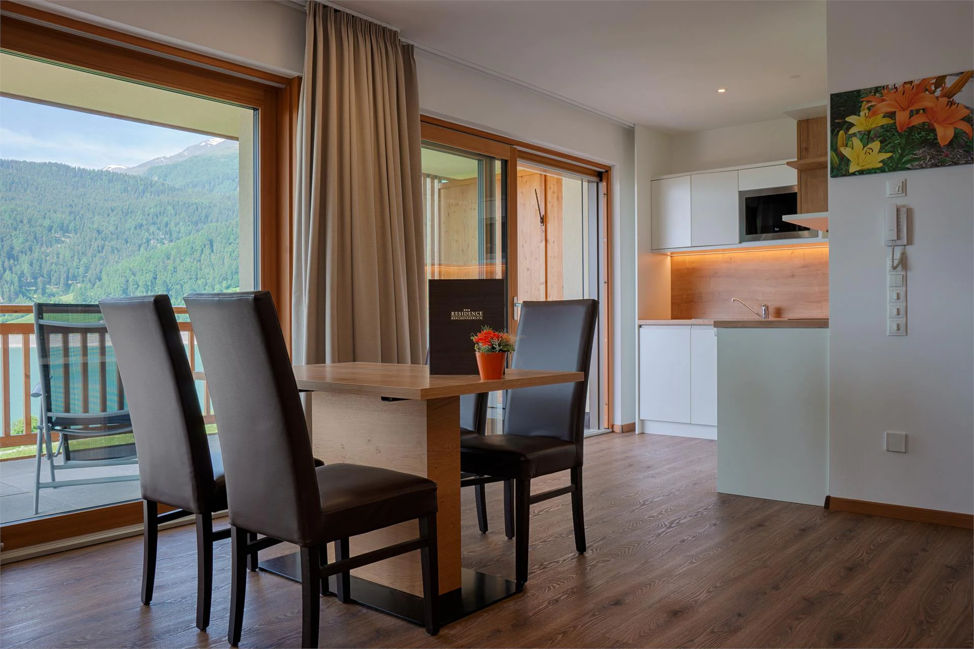 Residence Reschenseeblick Curon Venosta 16 suedtirol.info