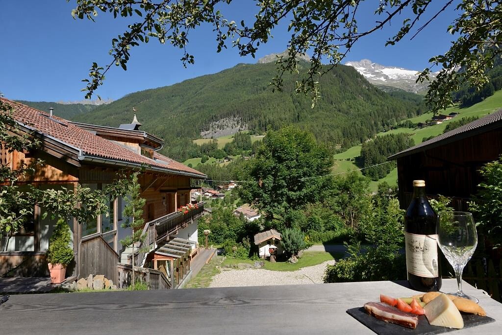 Rainer in der Baurschaft Ahrntal 20 suedtirol.info