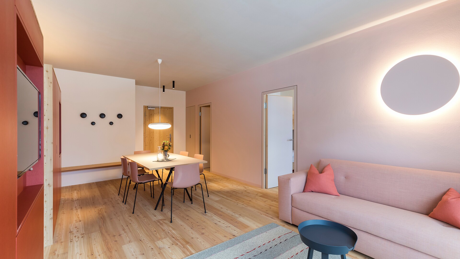 Alma Paramount Suites