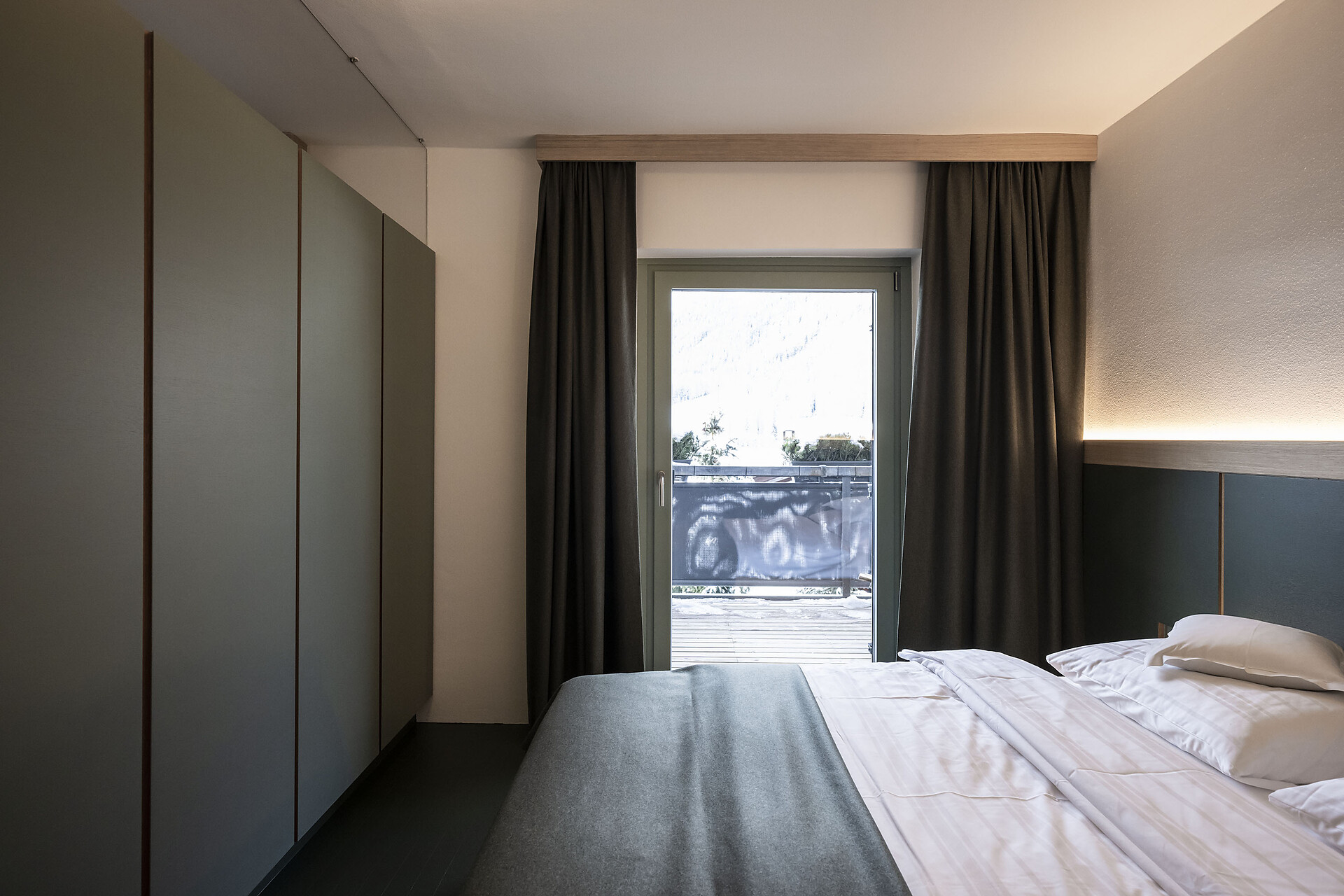 Paramount Alma Suites