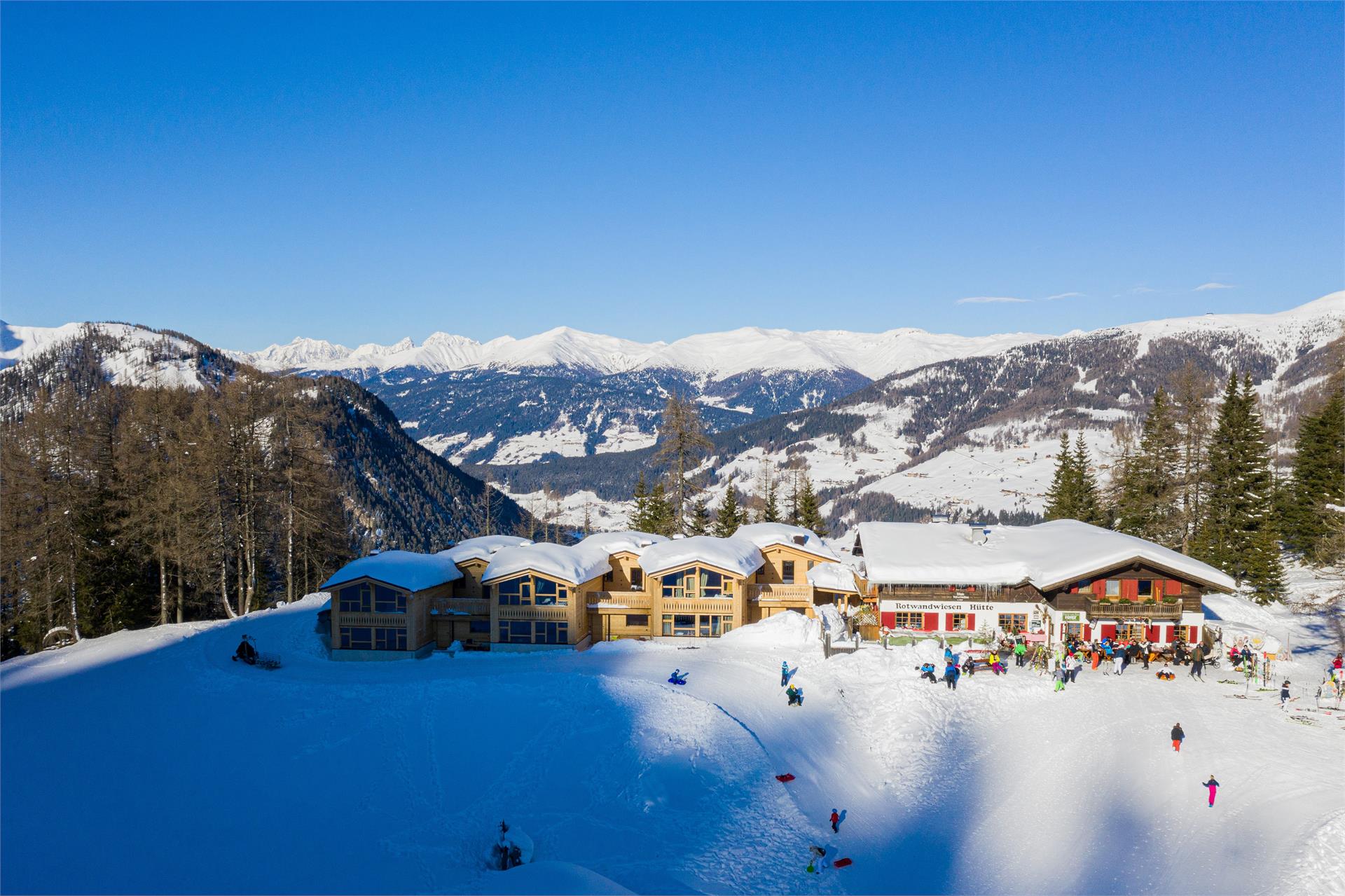 Rotwandwiesenhütte / Rif. Prati di Croda Rossa Sexten/Sesto 5 suedtirol.info