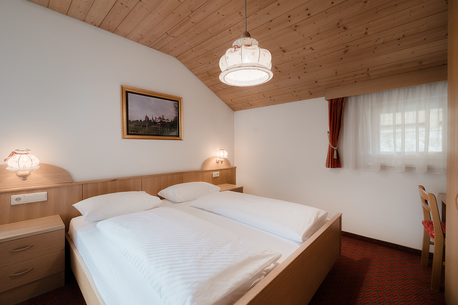 Apartment 6 bedroom 1