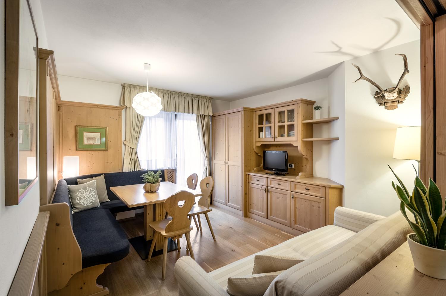 Residence Apartments As'Odëi Badia 5 suedtirol.info