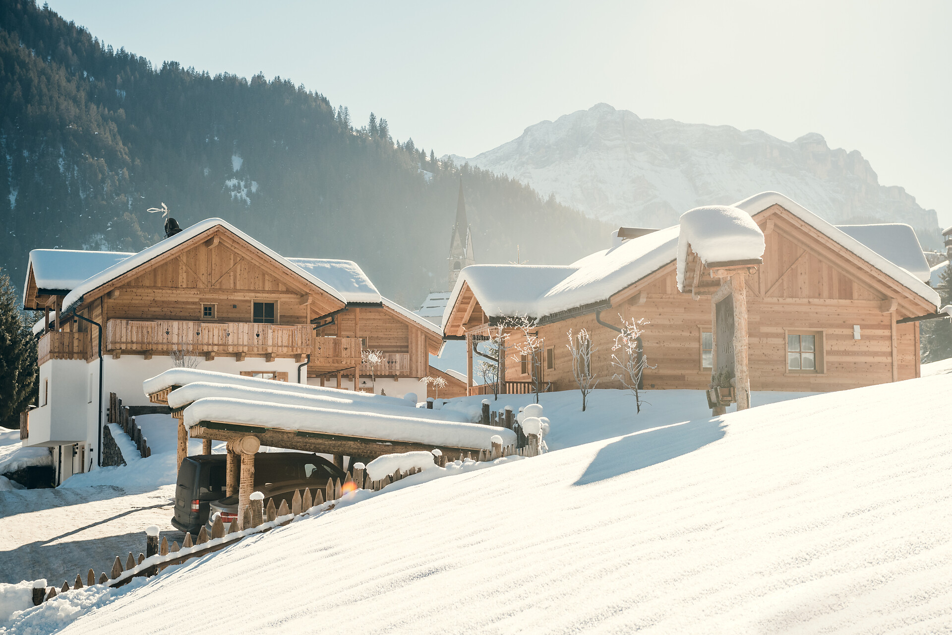 Pradel Dolomites with the Heiligkreuzkofel in winter
