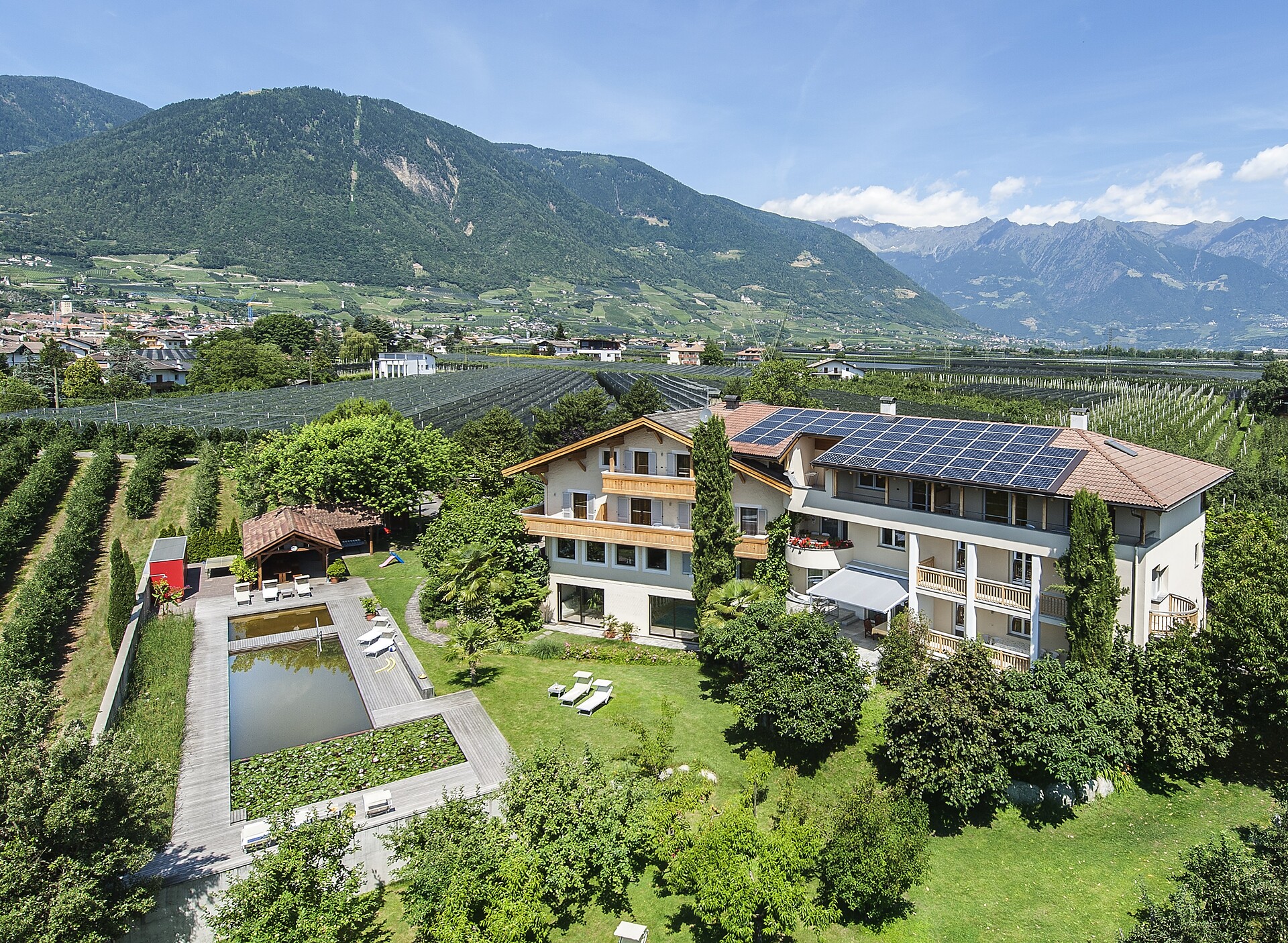 Weinsepphof with natural swimming pool
