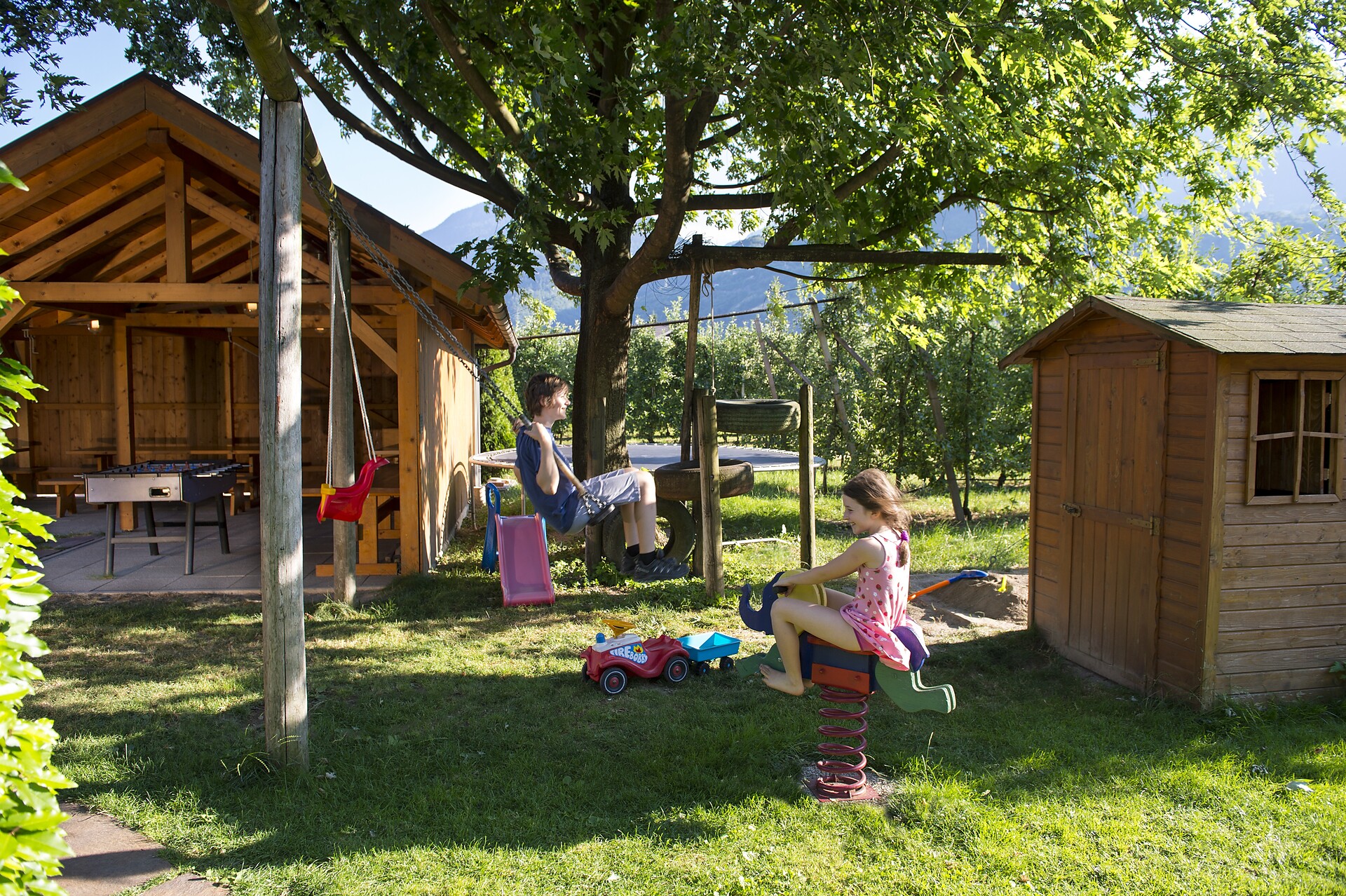 Weinsepphof children's playground