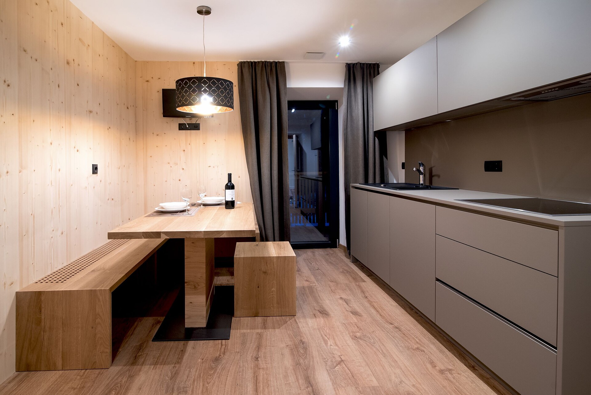 living room with kitchinette
