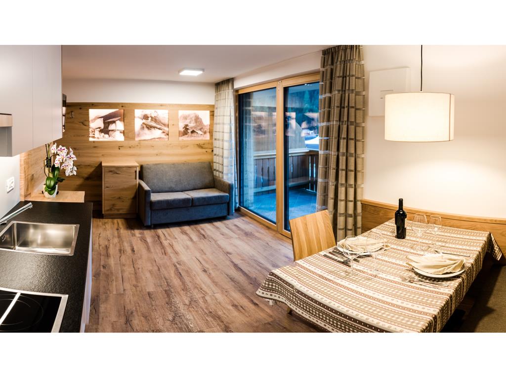 Residence Flamingo Wolkenstein 7 suedtirol.info