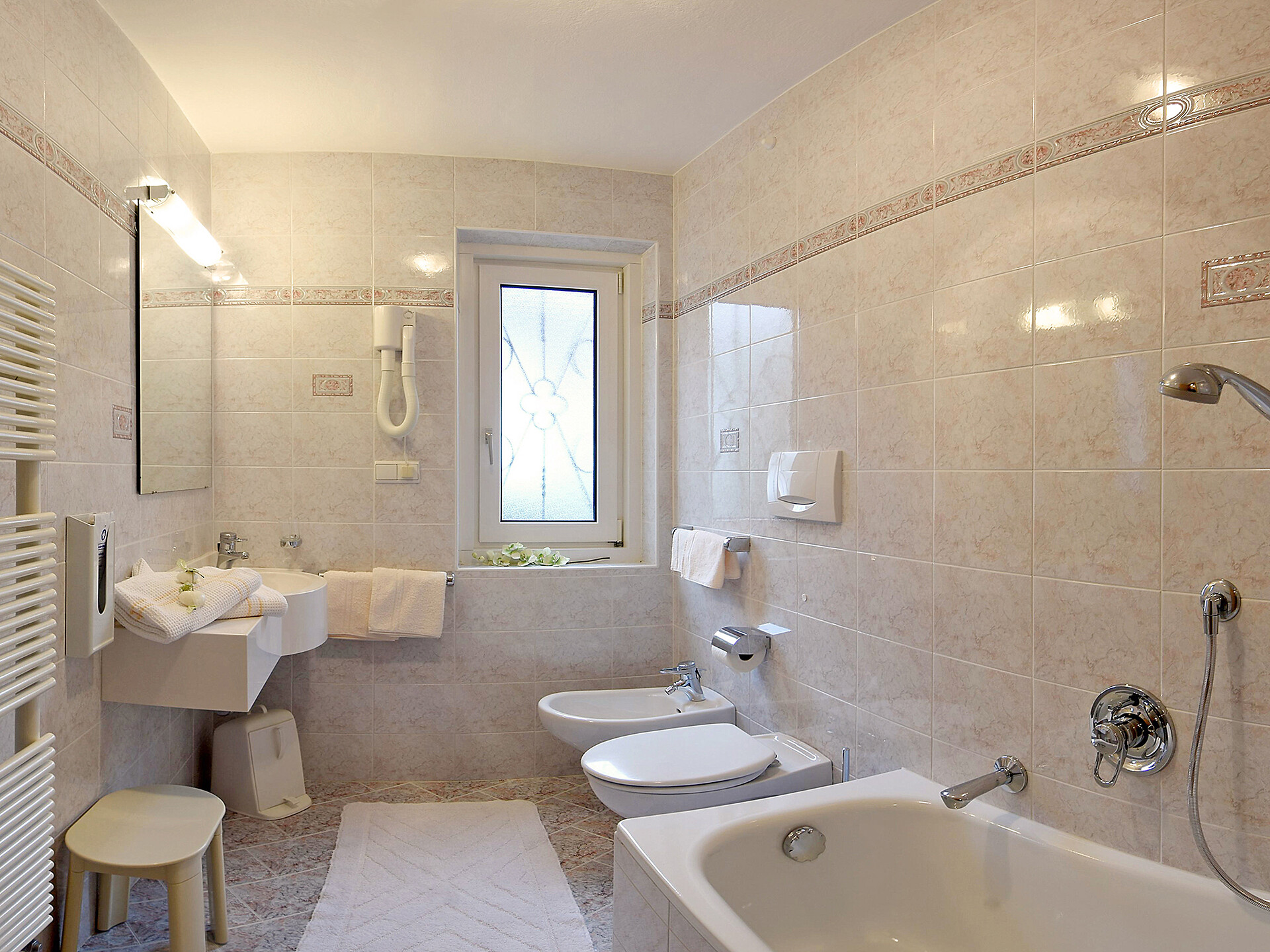 Apartment 3