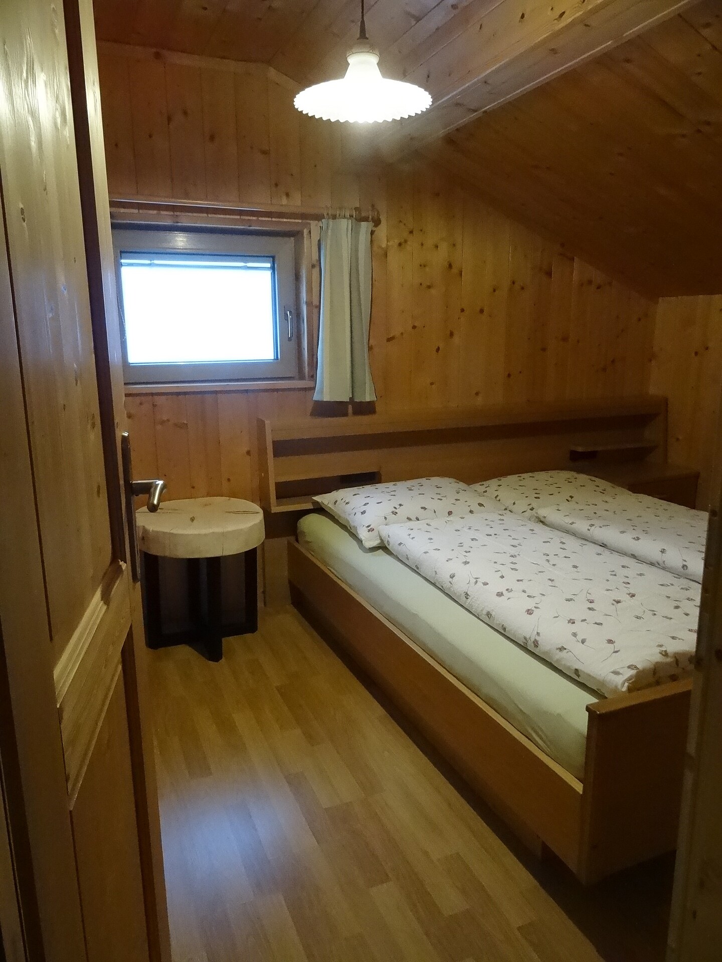 Schlafzimmer App. 1
