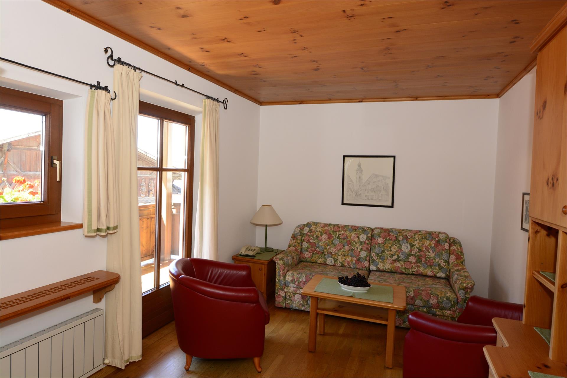 Residence Kampidell Kastelruth 8 suedtirol.info
