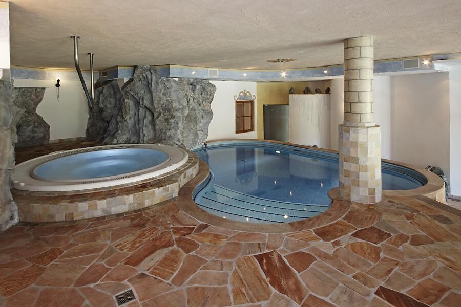 Whirlpool and swimming pool for kids