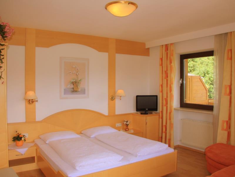 Residence Kronstein Tisens/Tesimo 2 suedtirol.info