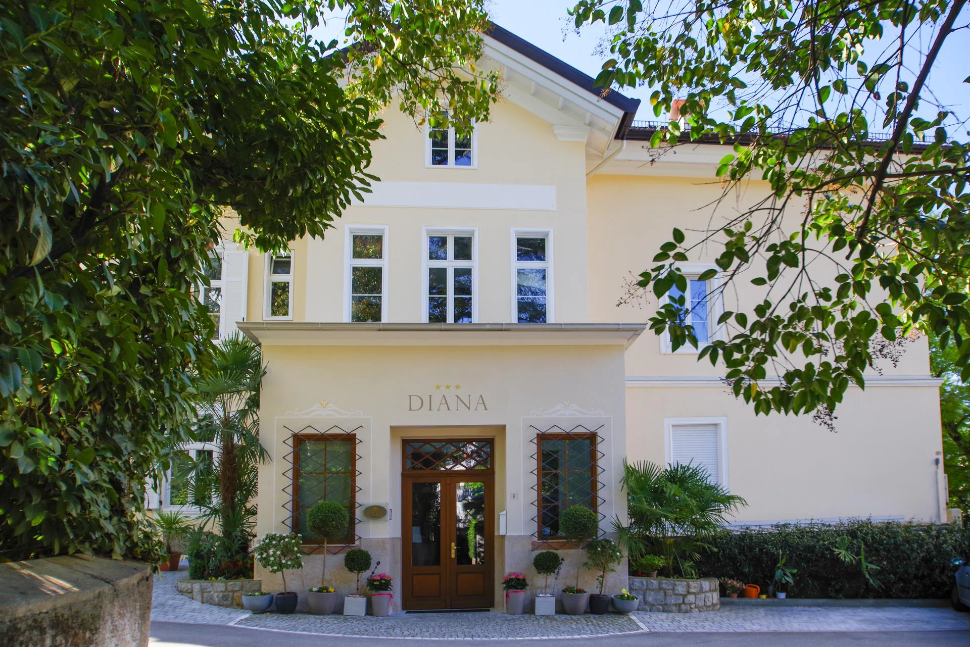 Residence Diana Merano 2 suedtirol.info