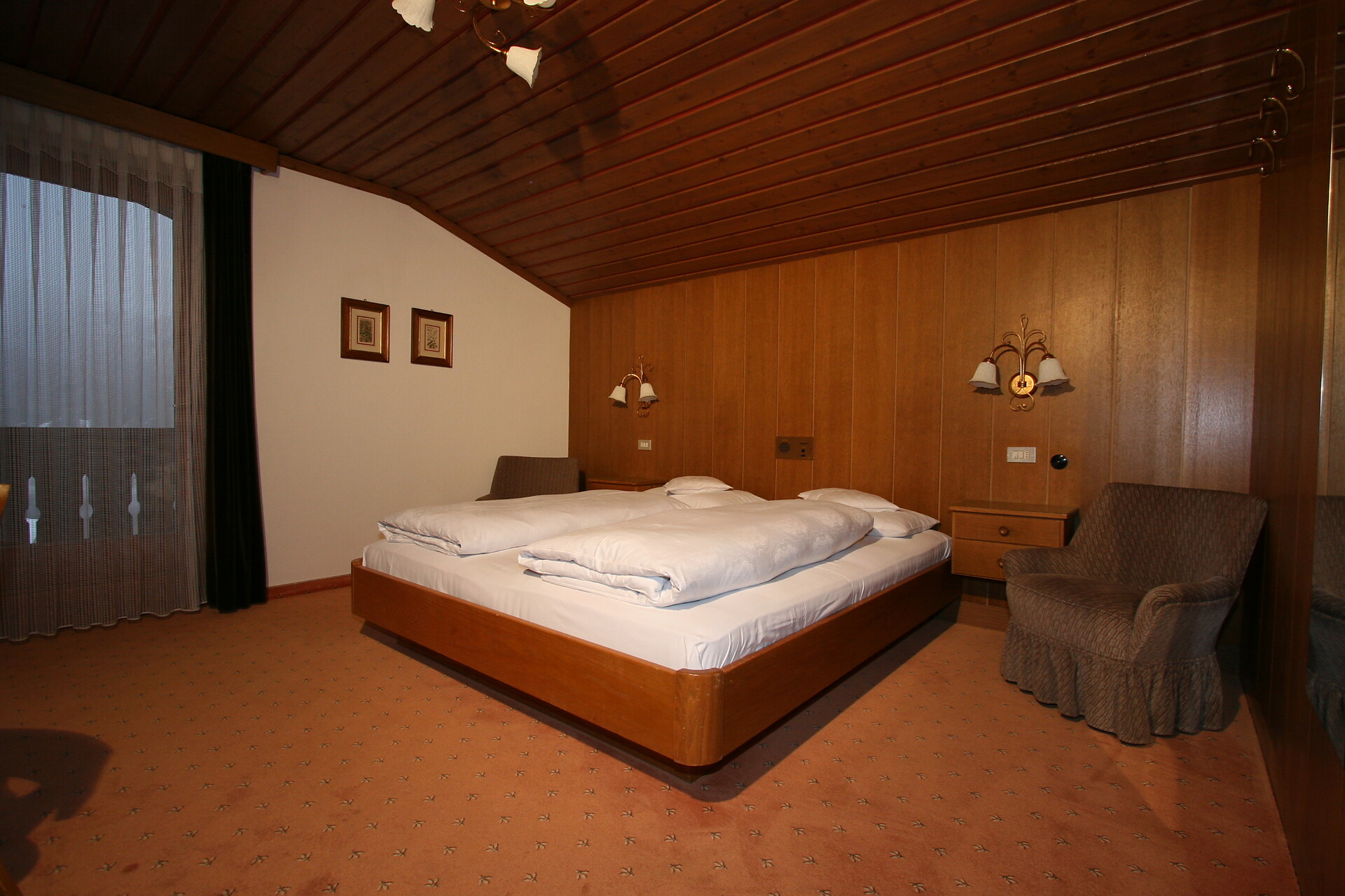 App. 4
