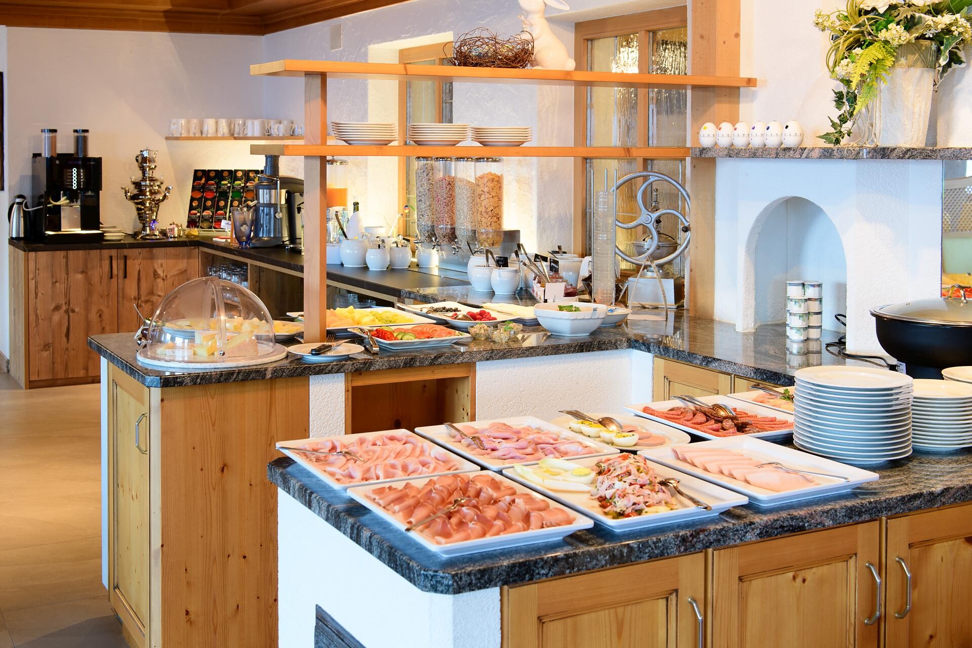 breakfast buffet