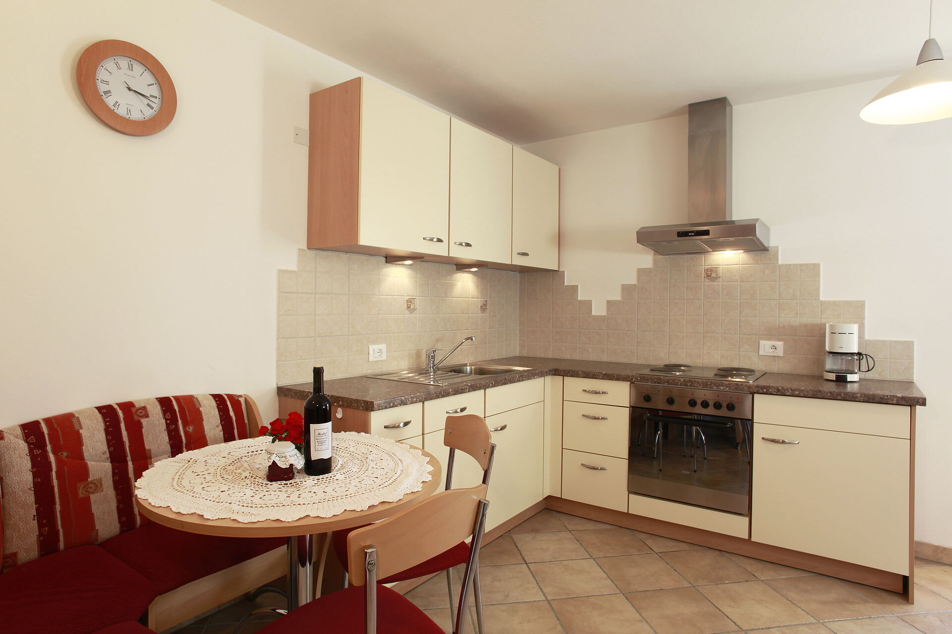 Kitchen and living room appartment 2