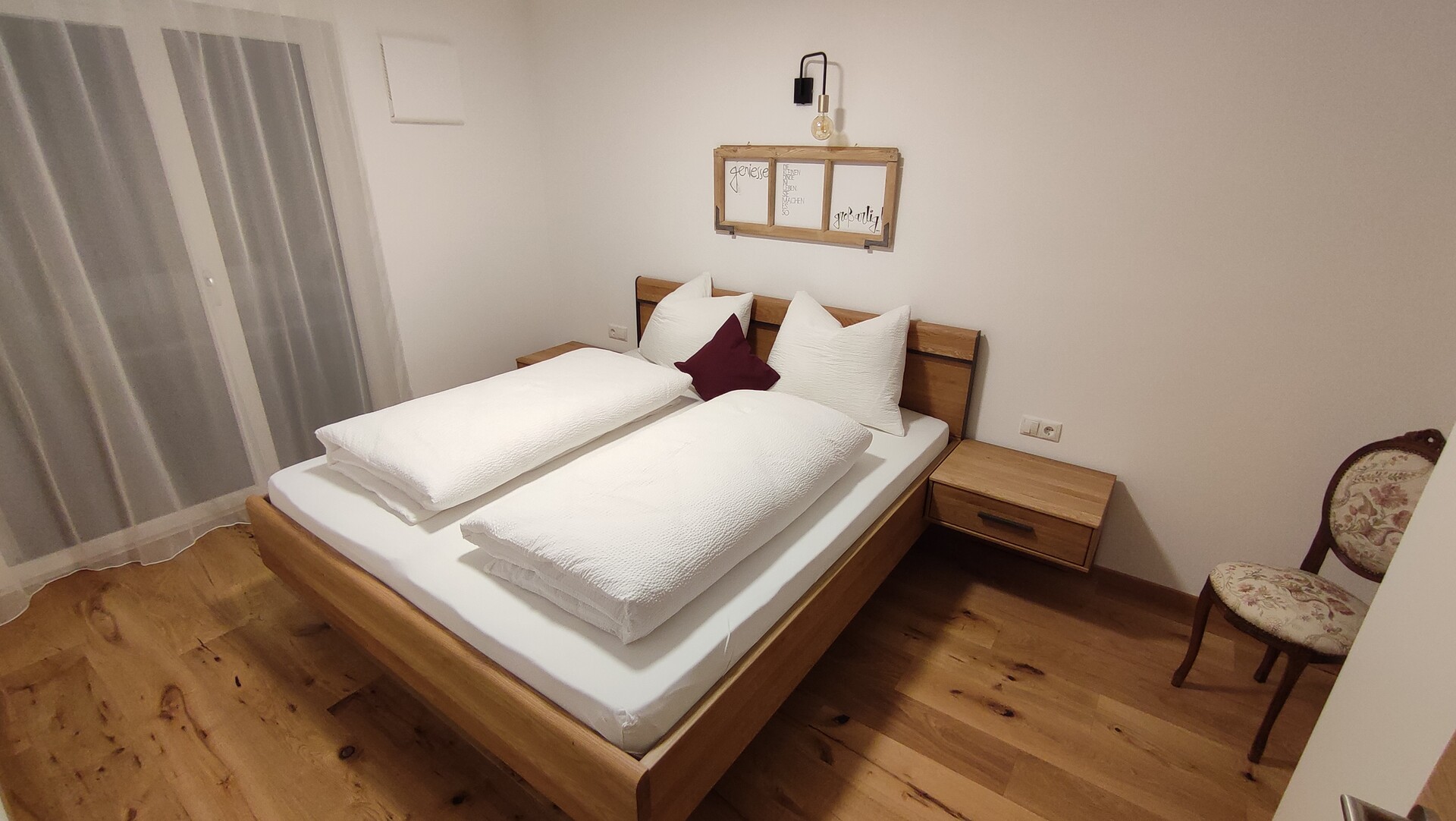 bedroom Rose