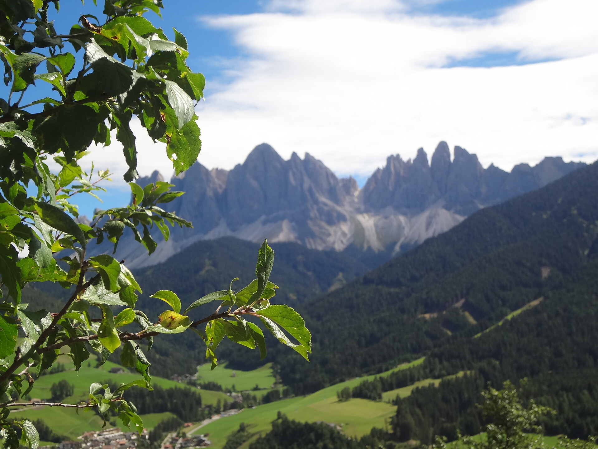 Panorama Geislerspitzen Villnöss Urlaub auf dem Bauernhof