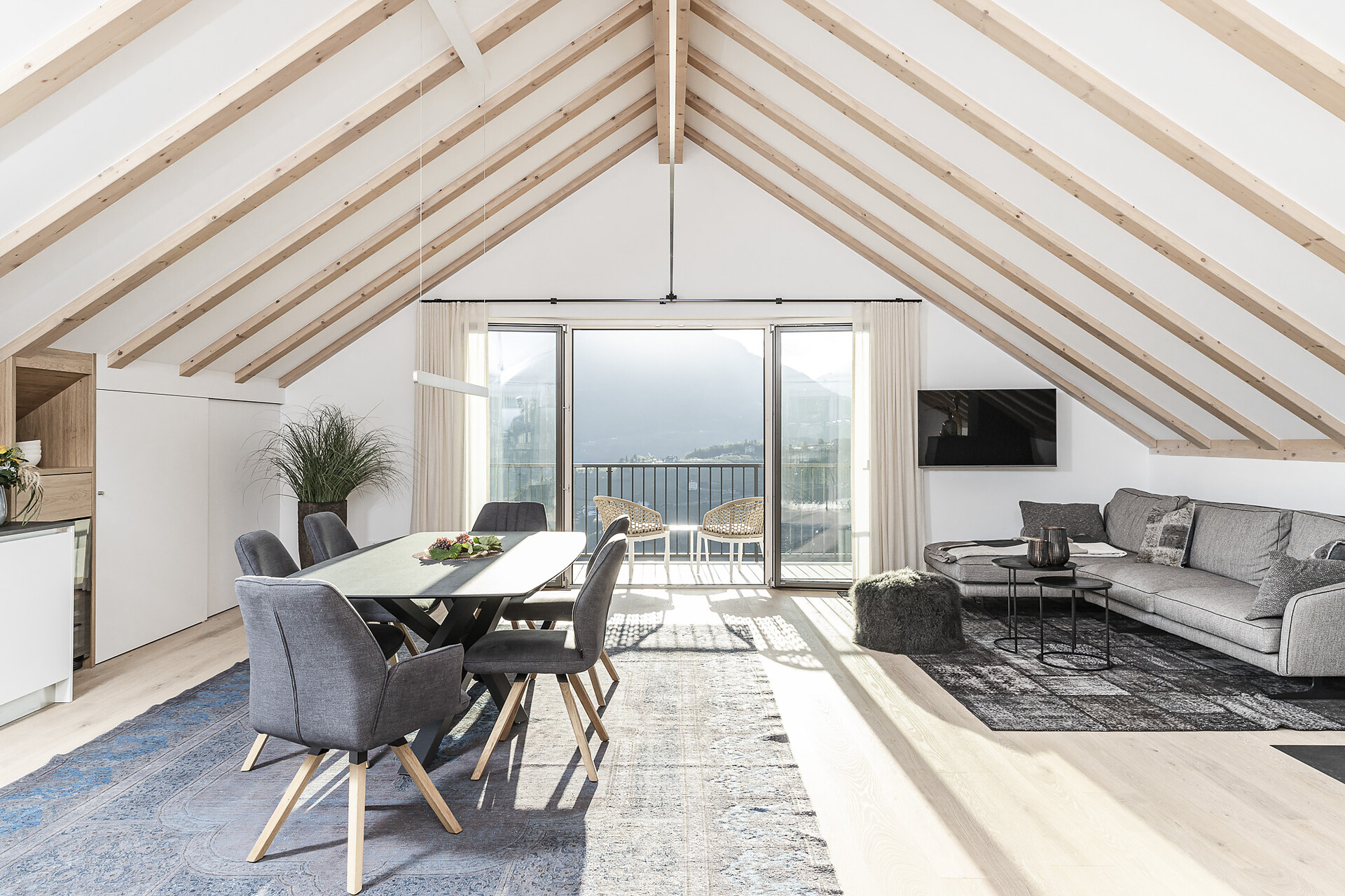 living & dining room