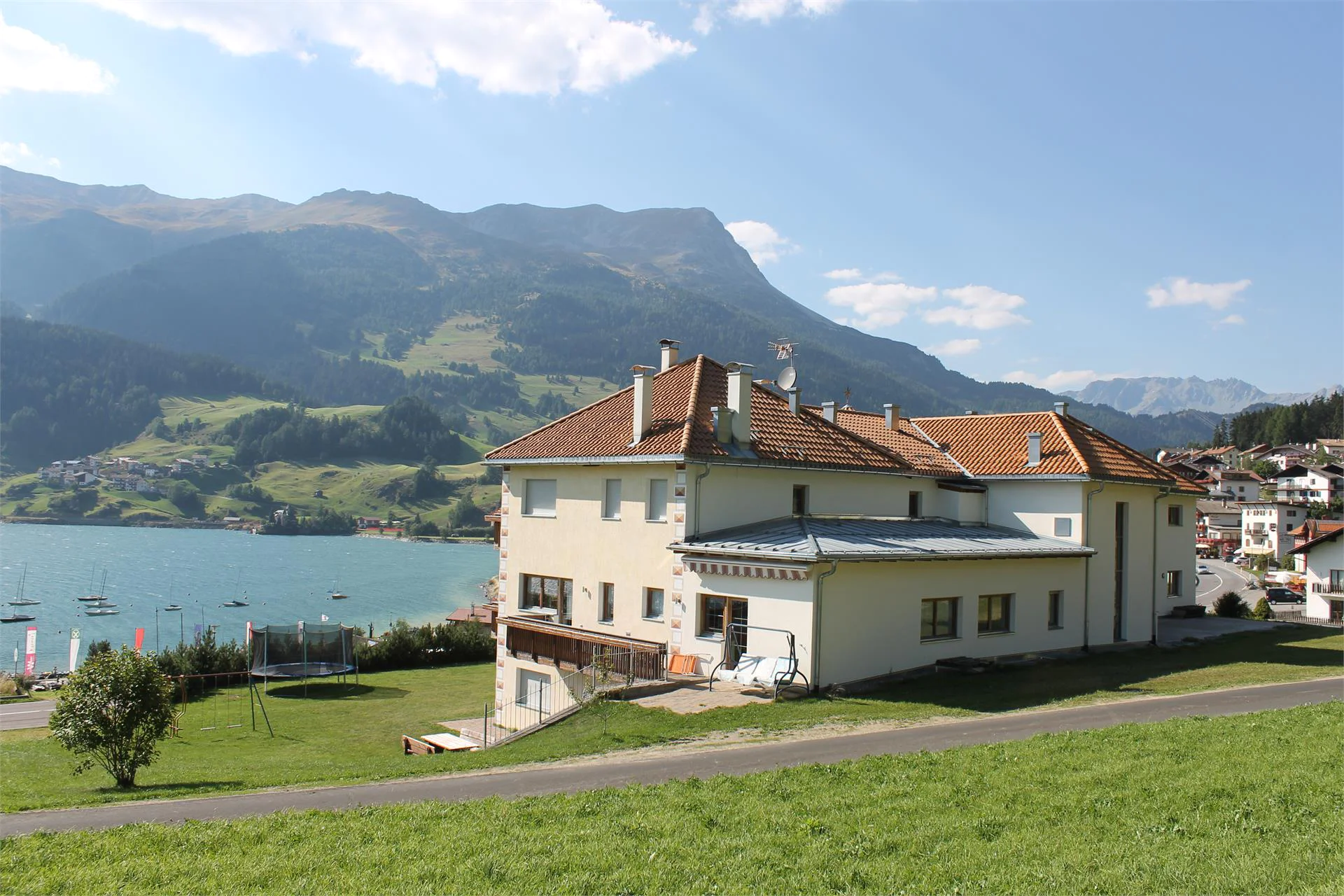 Residence Alpenstern Graun im Vinschgau/Curon Venosta 10 suedtirol.info