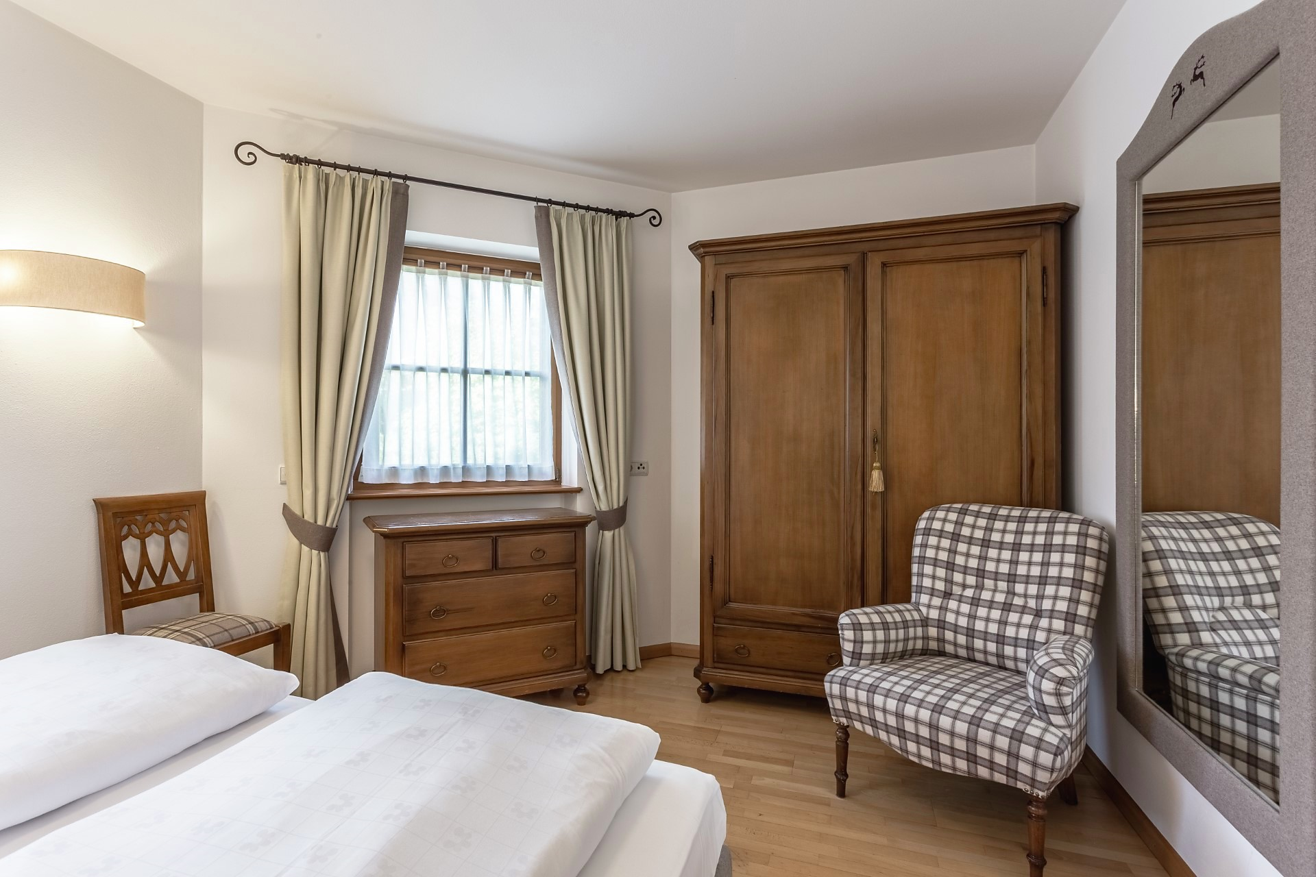 Residence Castel St.Ulrich 5 suedtirol.info