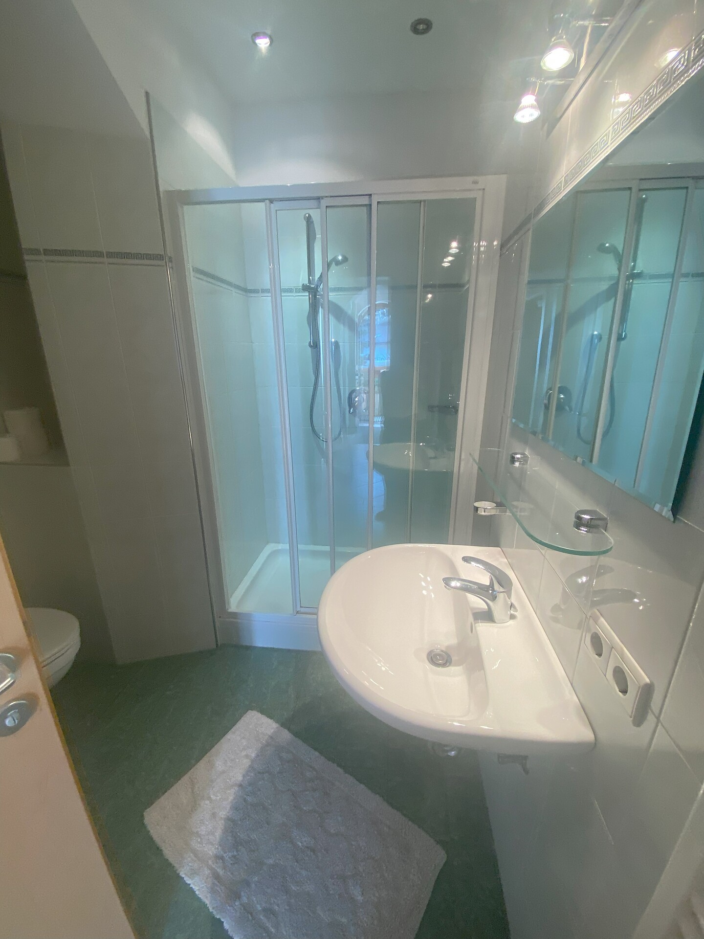 Bathroom 3