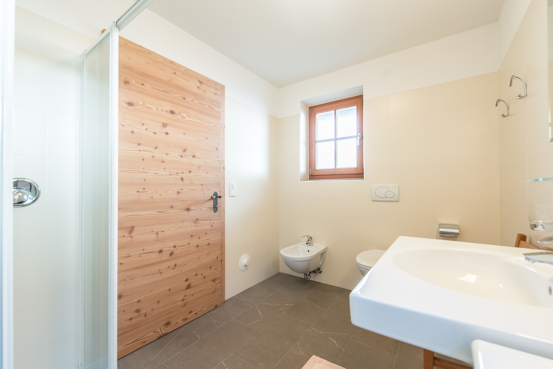 Bergblick bathroom