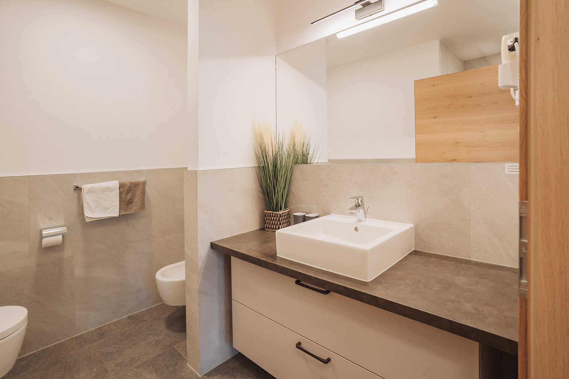 Bathroom apartment n2