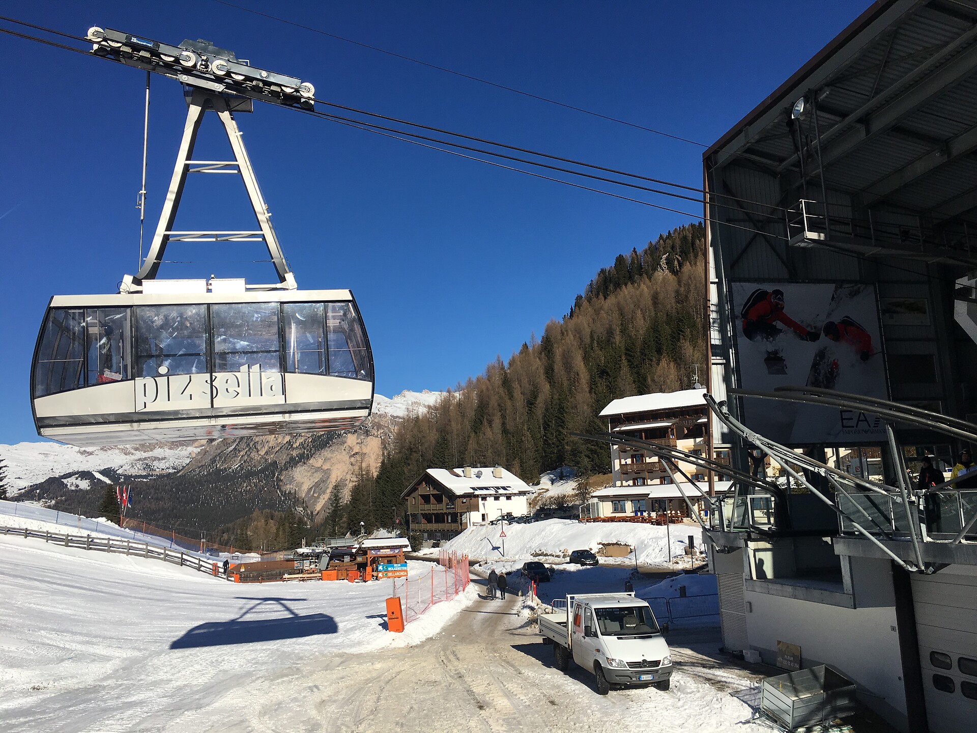 Piz Sella lift in front of the Chalet