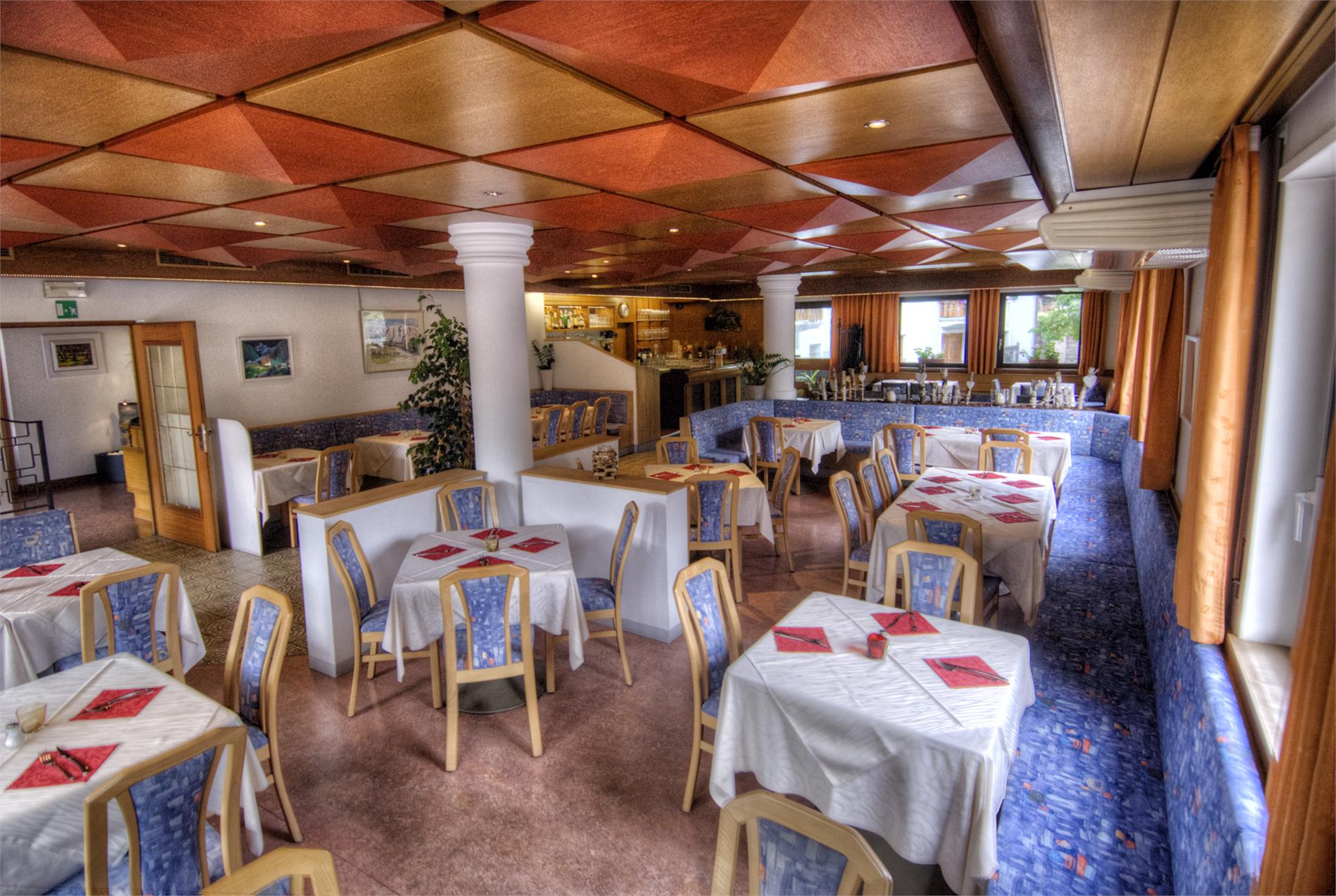 Restaurant Pizzeria Pension Löwen Algund/Lagundo 5 suedtirol.info