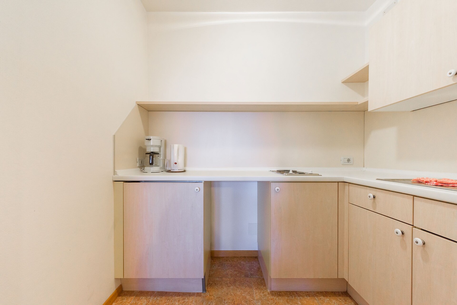 Kitchenette No.9