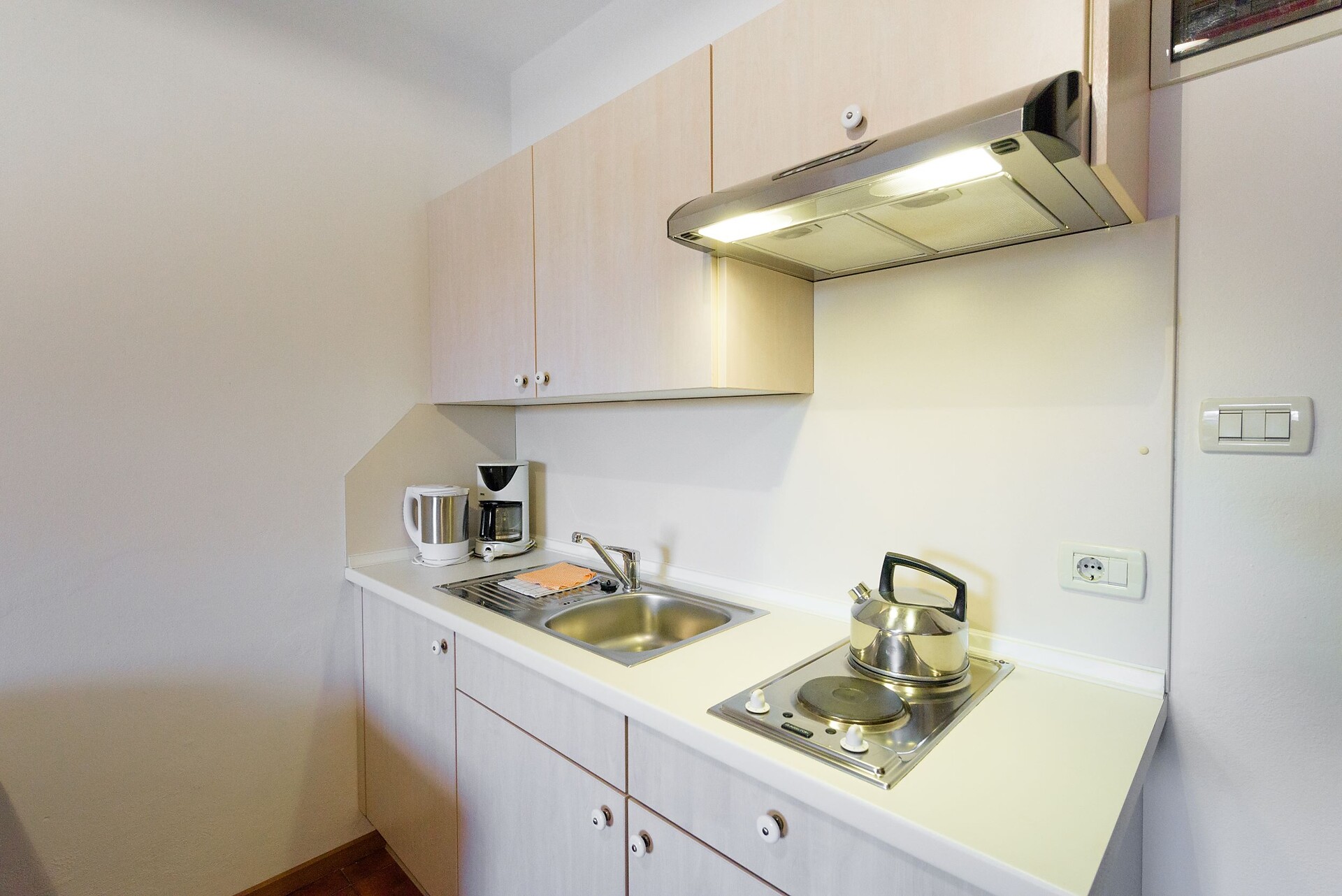 Kitchenette No.10