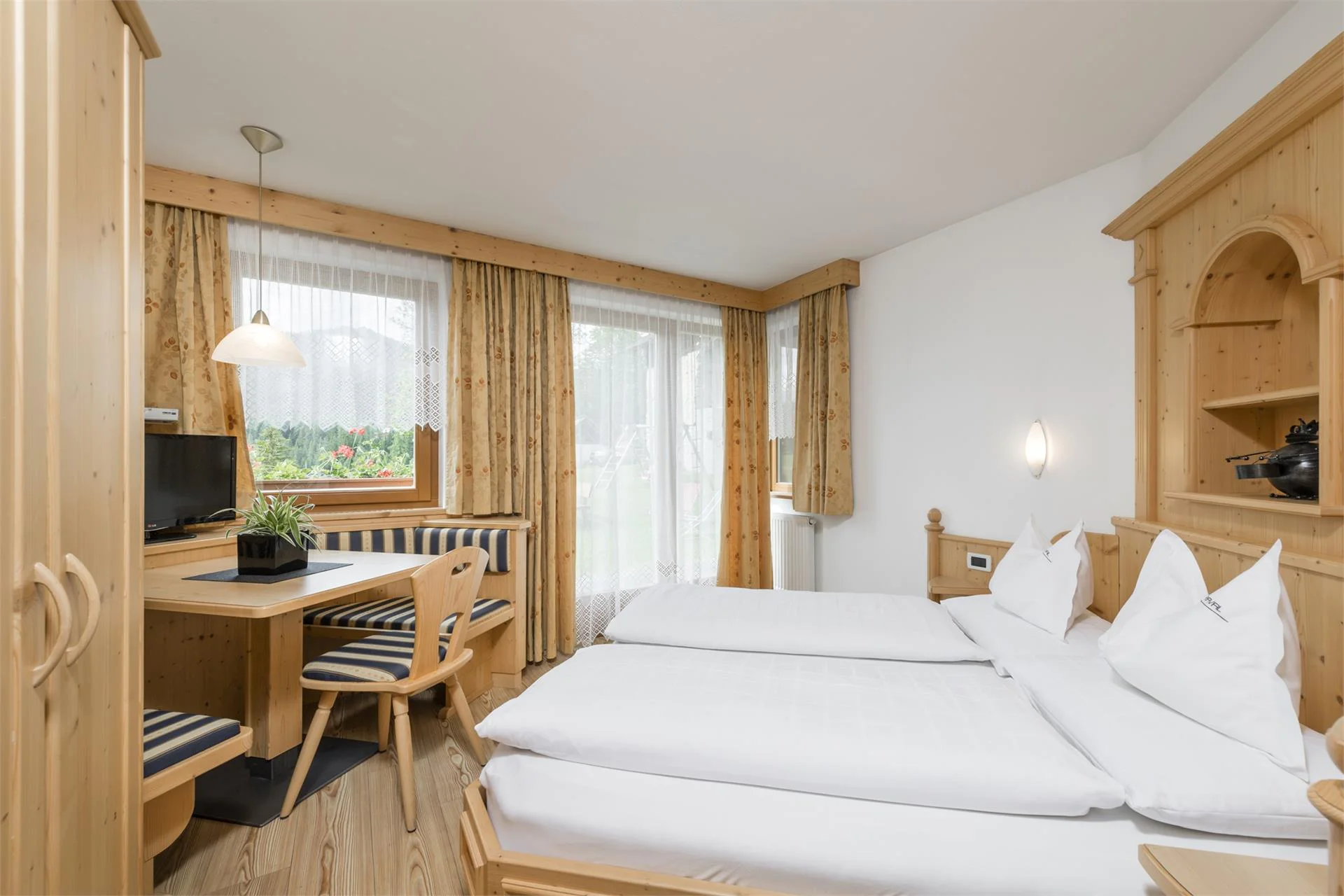 Residence Miraval Badia 17 suedtirol.info