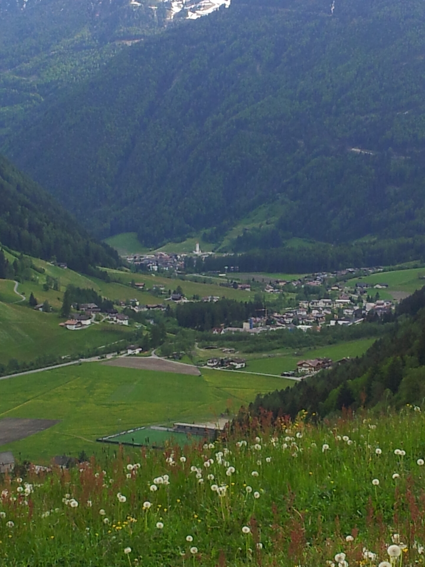 una vista sulla valle