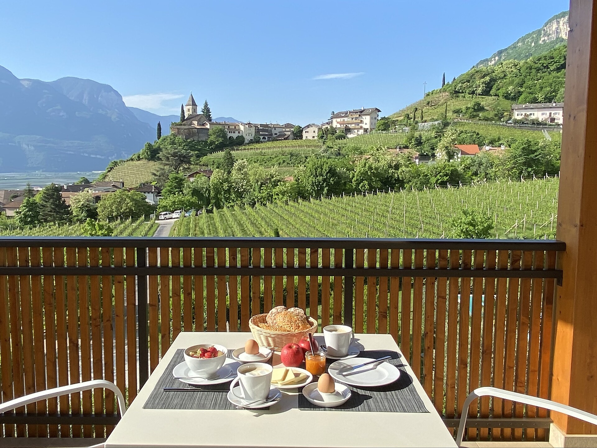 Sonnenhof - Südtiroler Weinstraße - #15 - suedtirol.info