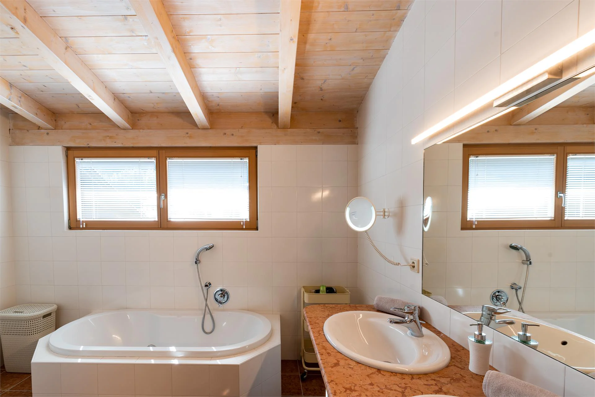 Stifter Apartment Valle Aurina 5 suedtirol.info