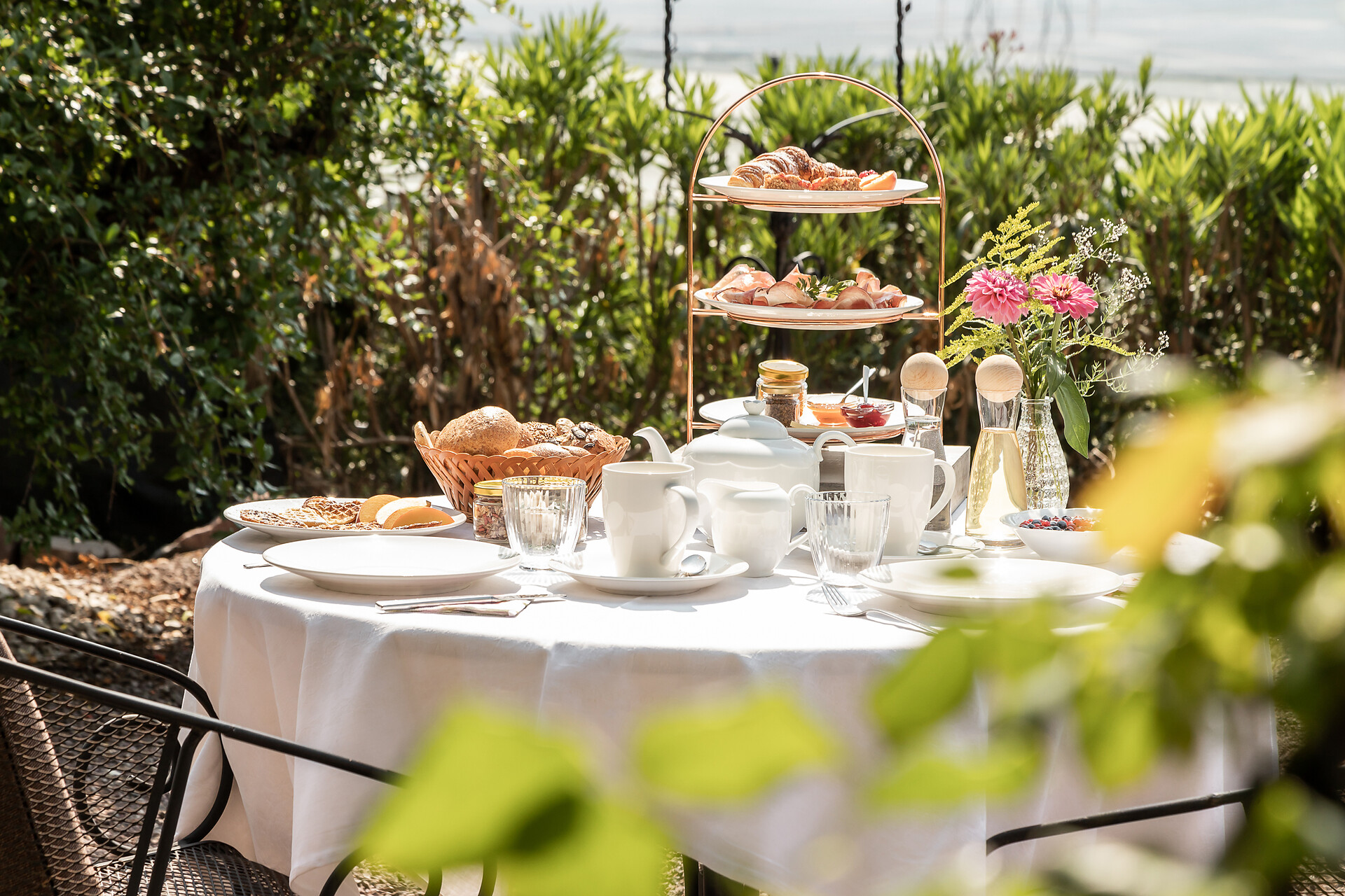 Frühstück im Garten